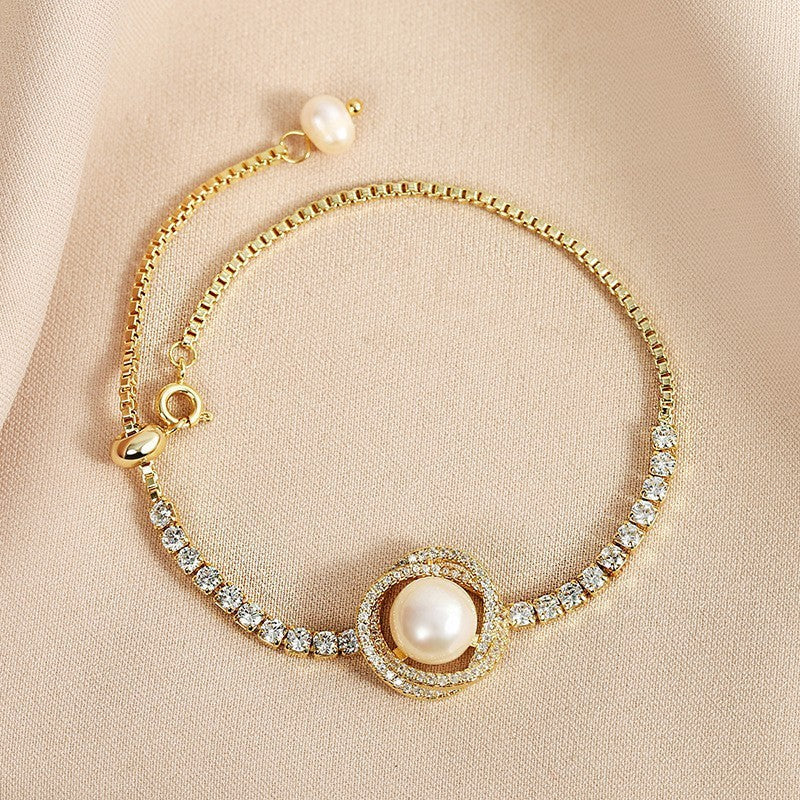 Elegant Pearls Strap Diamond Bracelet null