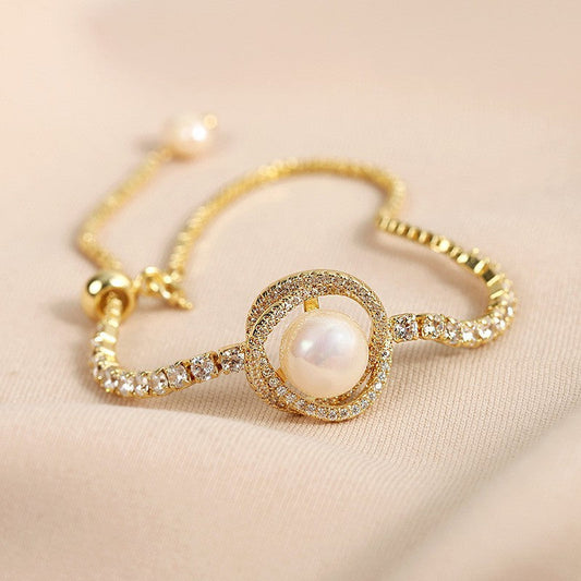 Elegant Pearls Strap Diamond Bracelet null
