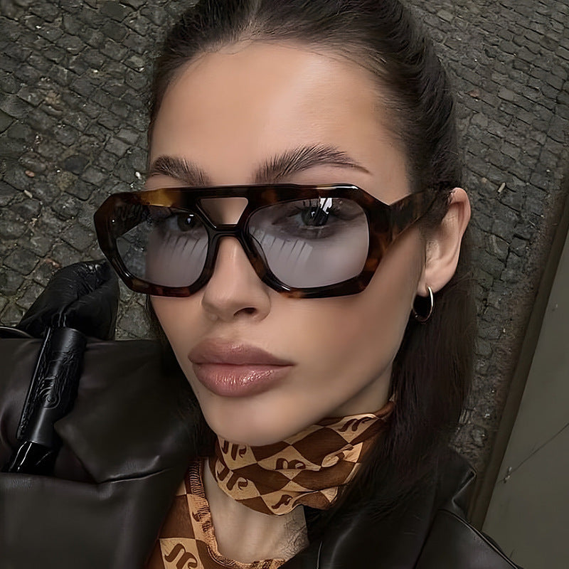 Big Frame Leopard Sunglasses null
