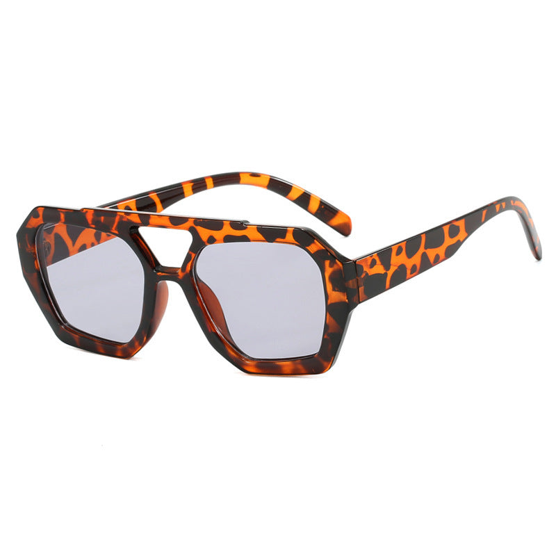 Big Frame Leopard Sunglasses null